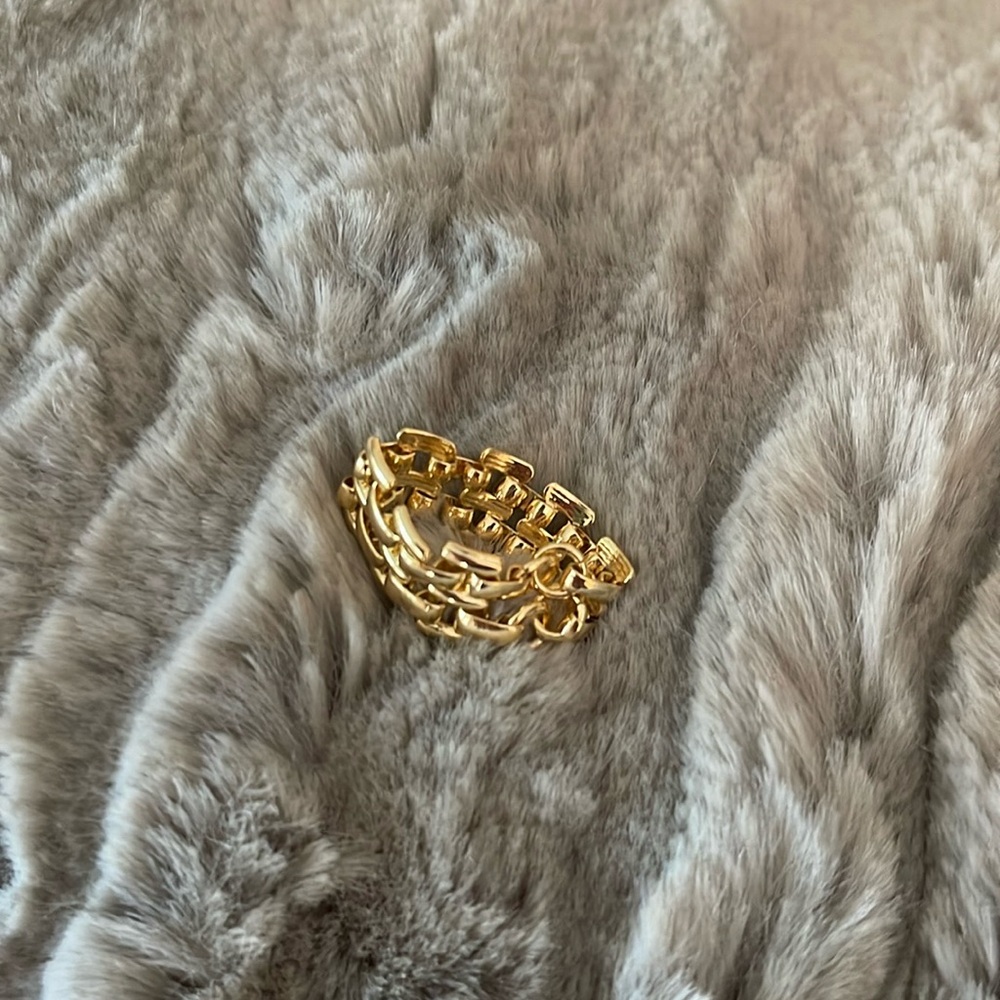 HRH Ring